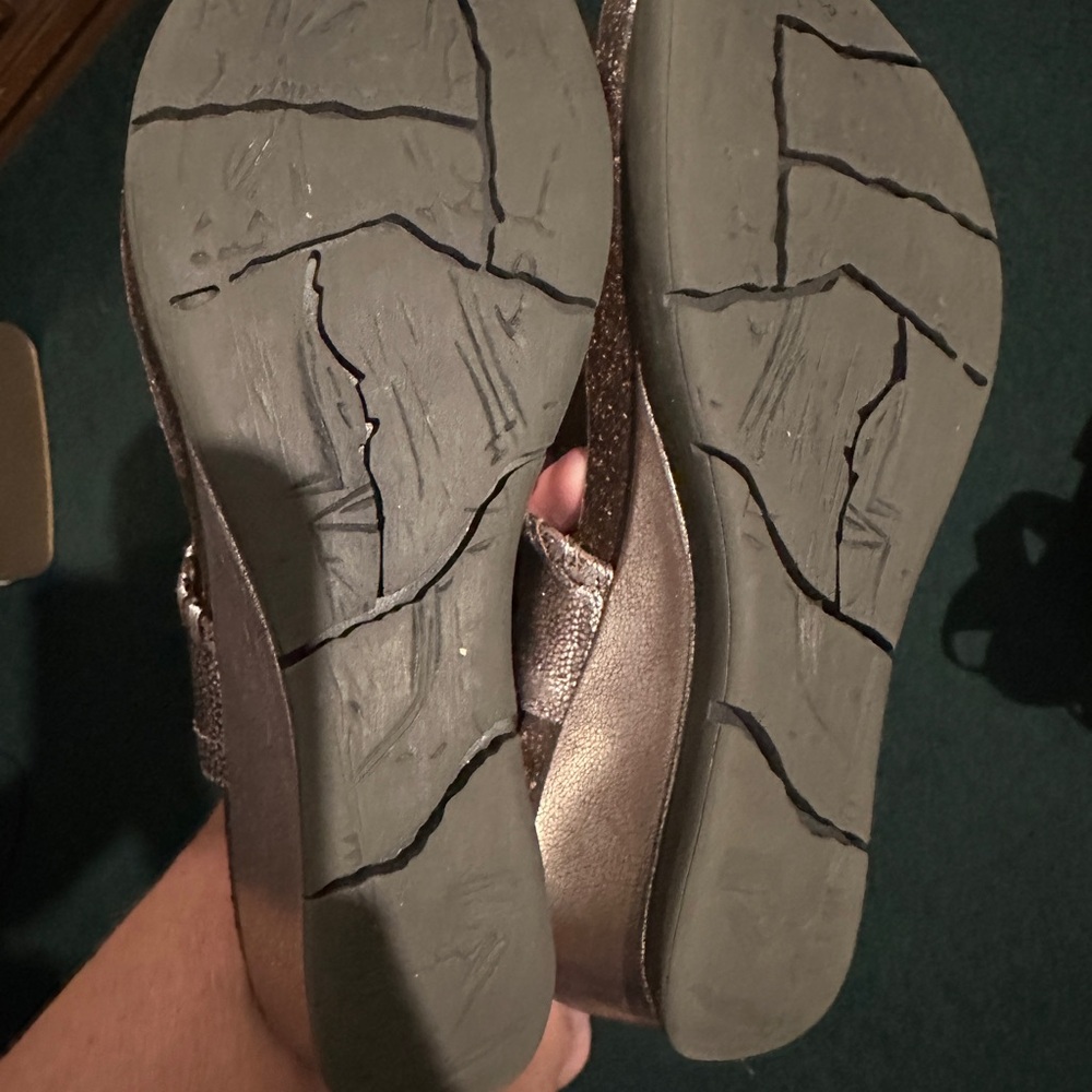 OTBT Brown Wedges - Picture 4 of 8